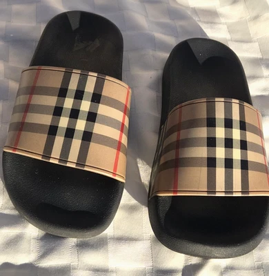 Burberry London Pool Slides Size 39 US Women's 8. Furley Check   SPB-MS 352645 - Image 1 of 4