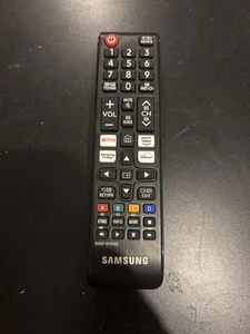 Samsung BN59-01315Q TV Remote Control - Picture 1 of 3