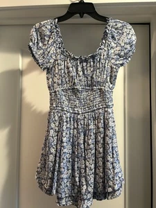Women’s Hollister Blue Floral Romper, Size Small, Worn One Time - Picture 1 of 3