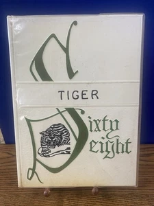 VTG . Tipton, Oklahoma School 1968 "The Tiger" Annual Year Book #25-73 - Bild 1 von 10