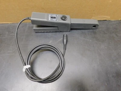 FLUKE 80i-110s AC/DC Current Probe -- Cat III 600V - Image 1 of 4