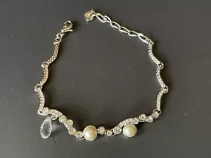 Swarovski Swan signed crystal and pearl bracelet with teardrop charm /Authentic - Picture 1 of 10