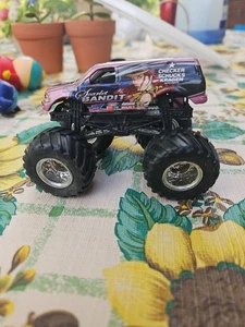 MONSTER JAM TRUCK hot Wheels SCARLET BANDIT PINK BLACK 1/64   - Bild 1 von 5
