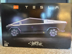 2021 Mattel Creations Mega Bloks Tesla Cybertruck - New and Sealed, 3283 pieces - Picture 1 of 2