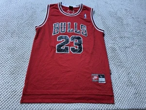 Camiseta deportiva de baloncesto vintage de los Chicago Bulls Michael Jordan 23 equipo Nike - Imagen 1 de 7