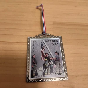 2001 "Heroes of 2001" semi-postal stamp Holiday Christmas Ornament - Picture 1 of 2