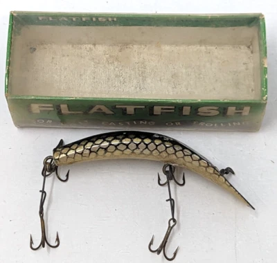 HTF Vintage Helin Flatfish T4 LAS Gold Scale Wood Crankbait Fishing Lure OC23 - Image 1 of 4