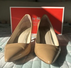 Coach Camel/Tan Grand Patent - Light Camel - Size 11 - Picture 1 of 3