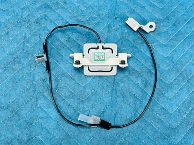 Lexus SC430 Navigation Antenna 86860-24060 2002-2010 OEM - Image 1 of 4