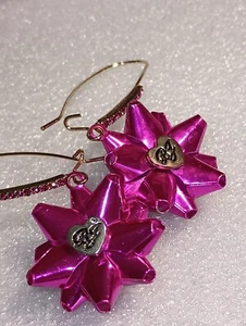 Betsy Johnson Gold Tone And Purple Resin Bow Drop Earrings - Picture 1 of 11