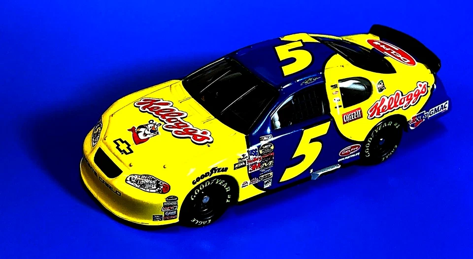 nascar diecast 1 64 - Image 1 of 1