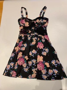 Topshop Damen Petite Kleid 6 schwarz Blumenmuster ärmellos - Bild 1 von 4