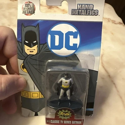 DC Nano Metal Figs Serie de TV Clásica Batman DC13 Foto 1 de 3
