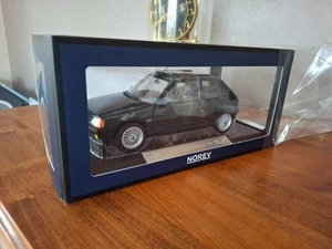 PEUGEOT 205 GTI magic vert sorento 1990 NOREV 1/18e 184859 éd limitée 400 pcs - Foto 1 di 8