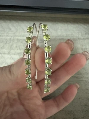 Pendientes enhebradores de plata de ley de 1,40 quilates de peridoto genuino usados en excelente estado Foto 1 de 4