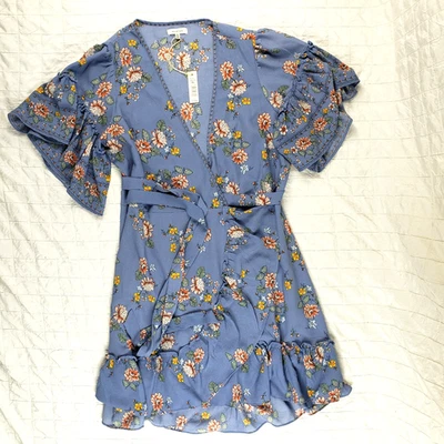 NUEVO Vestido Max Studio Gris Floral Corto Slv Crepé Envolvente Alto-Lo Talla XL Cuello en V $138 Foto 1 de 4