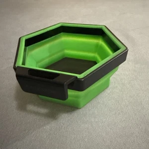 Matco Tools 4” Magnetic Collapsible Cup - Green MM4HCUP3BG - Picture 1 of 5