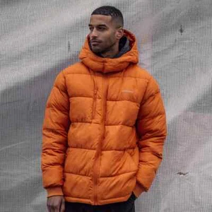 Doudoune orange L neuve Dundret marque Dedicated en polyester 100% recyclé (mp) - Imagen 1 de 7