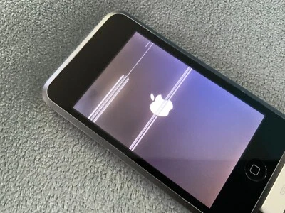 apple iPod Touch 1st Generation 8GB Black (FAULTY) ref.923 - Image 1 of 3