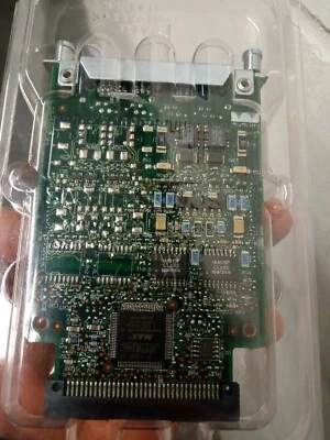 Cisco VIC2-2FXS 2-Port Voice Interface Card - Image 1 of 4