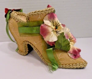 De Colección Victoriano Wayne M Kleski, Zapato Tela Decorativa y Adornado con Terciopelo - Imagen 1 de 7