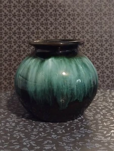 Vintage Blue Mountain Pottery Canada Bud Vase - Picture 1 of 3
