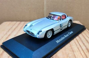 Mercedes-Benz SLR Uhlenhaut Minichamps 1:43 - Picture 1 of 4