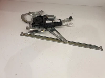 RENAULT MEGANE WINDOW REGULATOR FRONT DRIVER SIDE OFFSIDE RH 2016 5 DOOR HATCH - Image 1 of 4