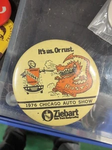 Pinback amarillo Ziebart vintage negro It's us or Rust 1975 Chicago Auto Show - Imagen 1 de 6