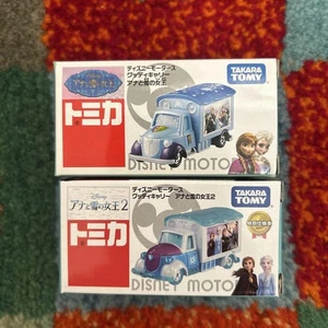 Takara Tomy Tomica Disney Motors Anna and Elsa Mini Car Set Anna Elsa Frozen 2 - Imagen 1 de 3