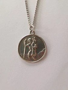Vintage Sterling Silver St Christopher Pendant Necklace R9L - Picture 1 of 5