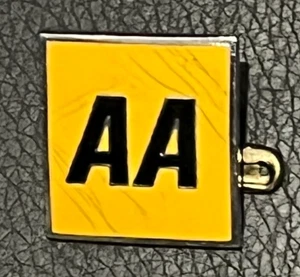 MOTORING MOTORCYCLE Badge AA Automobile Association - Picture 1 of 2