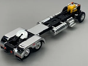1/64 DCP PARTS BLACK 300" PETERBILT 359/379/389  CHASSIS W/ CHROME WTI FENDERS - Picture 1 of 5