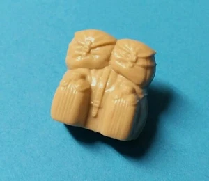 GI Joe 1985 DUSTY Action Figure BACKPACK 3.75 Desert Trooper Accessorio OTTIMO! - Foto 1 di 1