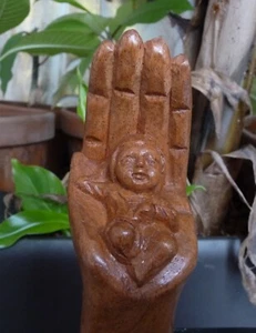 Figur Skulptur Jesus einhandgeschnitzt aus Palisander aus Madagaskar - Bild 1 von 4