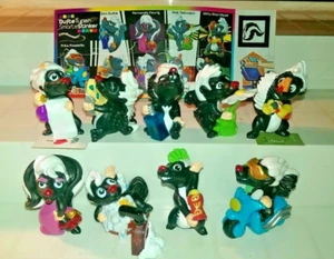 JUEGO COMPLETO DE ZORRILLOS 9 FIGURAS CON TODOS LOS PAPELES KINDER ALEGRÍA SORPRESA HUEVO JUGUETES 2011 - Imagen 1 de 1