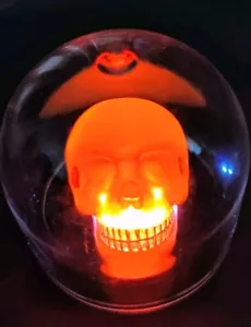 SKULL DOME🧸"Light Up" - Gacha/ Gashapon Capsule Toy Figure🧸 Japan - Picture 1 of 4