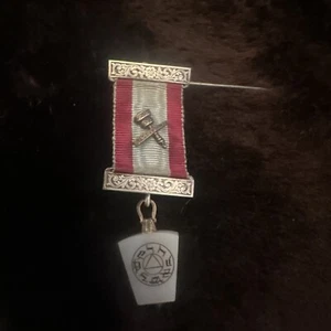 Antique Royal Arch Mason York Rite Masonic Agate or celluloid& Silver Medal - Picture 1 of 12