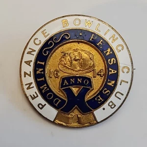 Penzance Bowling Club Enamel Pin Badge 29mm Diameter Vintage Anno Domini 1614 - Picture 1 of 3