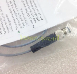 1PC New Festo Magnetic Switch SMT-10M-PS-24V-E-0.3-L-M8D 551372 - Bild 1 von 4