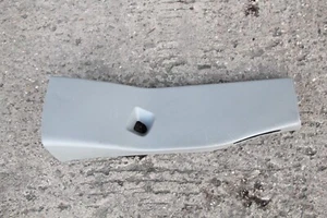 Original Scharniersäule für VW Transporter T5  7H0867285BB - Bild 1 von 6