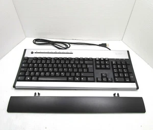 ACER KU-0355 French Canadian USB Wired Desktop Keyboard with Palm Rest - Picture 1 of 3