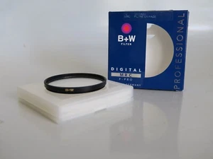 B+W 62MM UV Haze Filter. - Picture 1 of 5