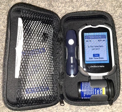 Dispositivo medidor de glucosa en sangre One Touch Verio estuche de tapa dura *FW* Foto 1 de 4