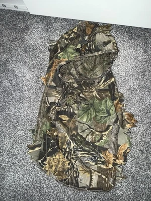 Cabela’s Original Leafy Tee Face Mask 93-2150 - Image 1 of 4