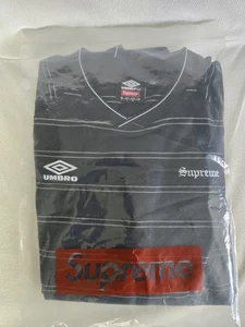 Supreme Umbro Stripe Soccer Jersey Size Large Black (SS25) Brand New - Picture 1 of 6