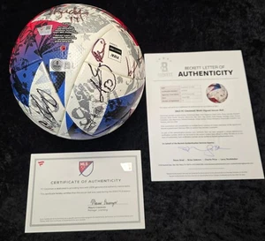 Juego de fútbol de la temporada 2023 FC CINCINNATI Multi firmado partido usado certificado de autenticidad 20 sigs - Imagen 1 de 4