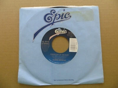 Gloria Estefan – Coming Out Of The Dark - 1991 - Epic 34-73666 7" Single VG - Image 1 of 4