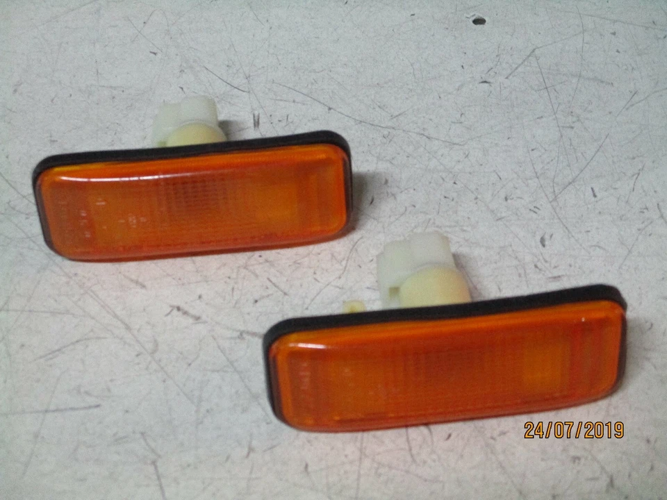 COPPIA FANALINI FRECCE LATERALI FIAT TEMPRA - NUOVE  - Immagine 1 di 1