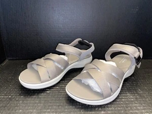 Women's Clarks Mira Tide Stone Flat Sandal Cloudsteppers Size 7.5W Wide EU 38 - Picture 1 of 11